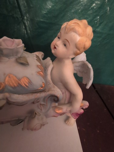 Vintage Ucagco Cherub Engel mit Wagen zieht Rosen verziert Wagen Japan Unikat  - Bild 19 von 24
