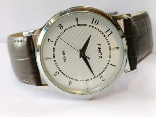 TIMEX QUARTZ WHITE DIAL TI000R40900-Y0 MEN'S WORKING CONDITION - Imagen 8 de 20