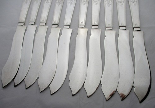 Durgin solid sterling silver Fish Knives bright cut antique set of 10 "MCH" - Picture 5 of 7