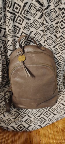 Margot Kimmie Earl Gray 100% Genuine Leather Backpack Purse - Original MSRP $150 - Picture 19 of 19