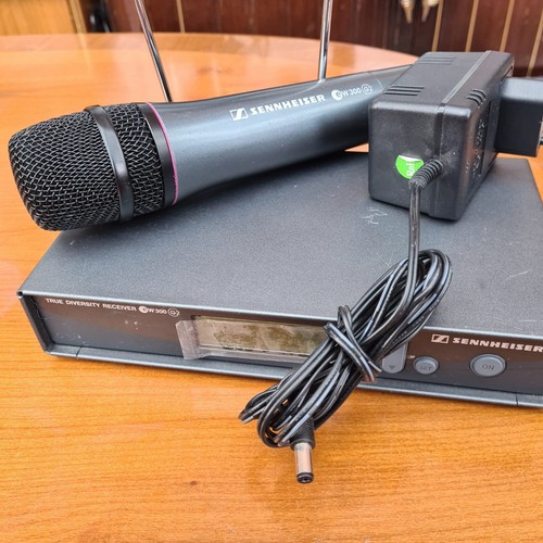 Sennheiser Divercity Receiver Ew300 G2+Sennheiser Handheld Skm 300 - Picture 5 of 5