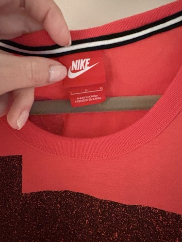 Women’s Nike Muscle Tank - Picture 3 of 4
