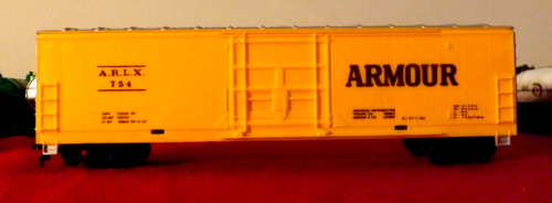 USED HO Scale 50' Steel Box Car Armour Refrigerator Line ARLX #754 - Picture 4 of 4