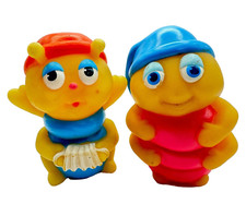 VTG 1985 HASBRO GLO WORM FRIENDS GLO CRICKET, GLO SNUGNUG GLOW IN THE DARK Qty 2