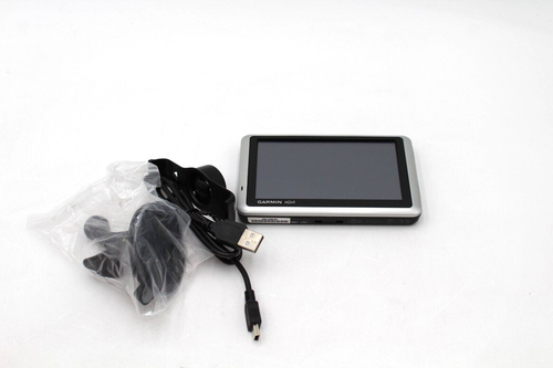 Garmin Nuvi 1350 2GB Black W/ Accessories - Picture 1 of 3