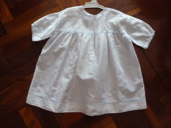 Conjunto antiguo bebés