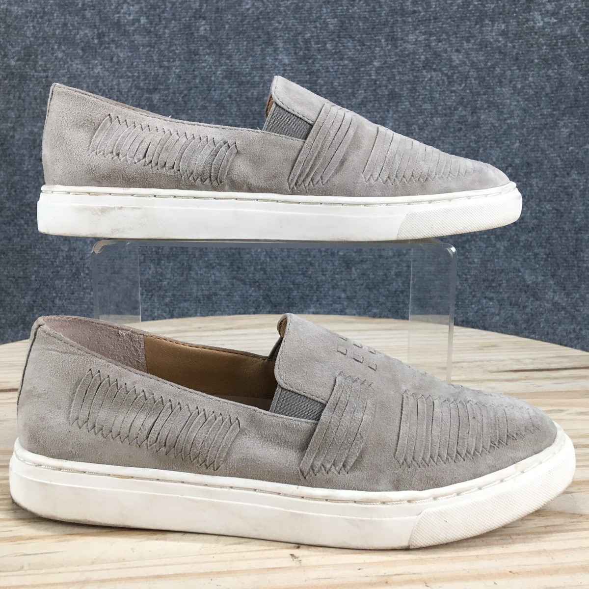 Vince Camuto Shoes Womens 7 M Beyza Slip On Sneakers Grey Suede Casual Low Top