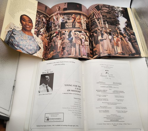 3 Theater Souvenir Brochure Programs from 1990s: Jolson, ShowBoat, Mark Twain - Picture 7 of 8