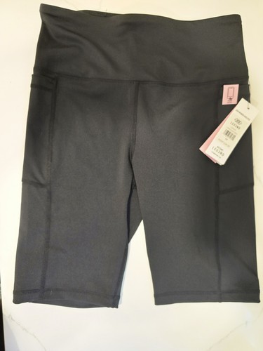 New With Tags Womend Leg3nd Black Biker Shorts Double Pocket Size Medium