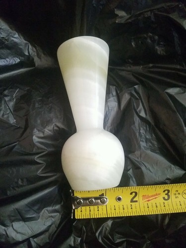 Beautiful Polished Stone Bud Vase Alabaster Agate Variegated Cream  - Picture 3 of 5