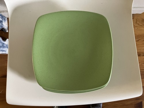 NORITAKE Colorwave Apple Green 3 Square Dinner Plates 10.75” NEW COND - Picture 3 of 4