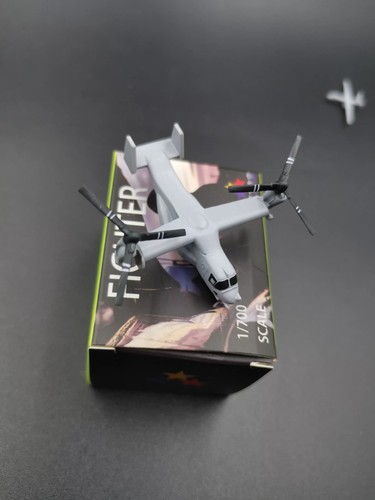 1/350 V-22 Osprey transport aircraft handpainted finished  model 5cm - Picture 3 of 4