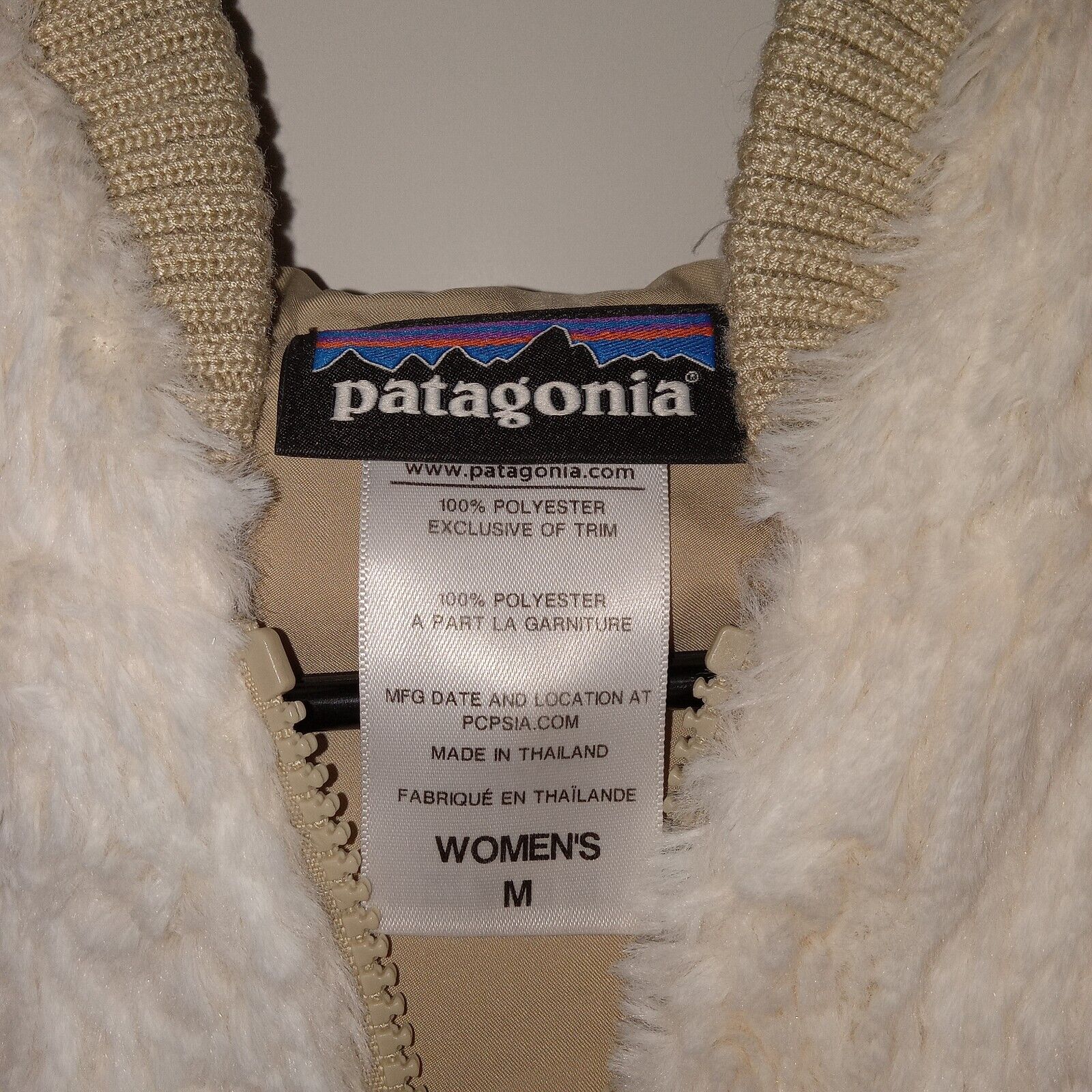 Patagonia Fleece Vest Faux Fur Hooded Oatmeal Ful… - image 4