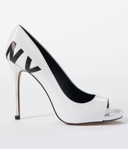 dkny peep toe pumps