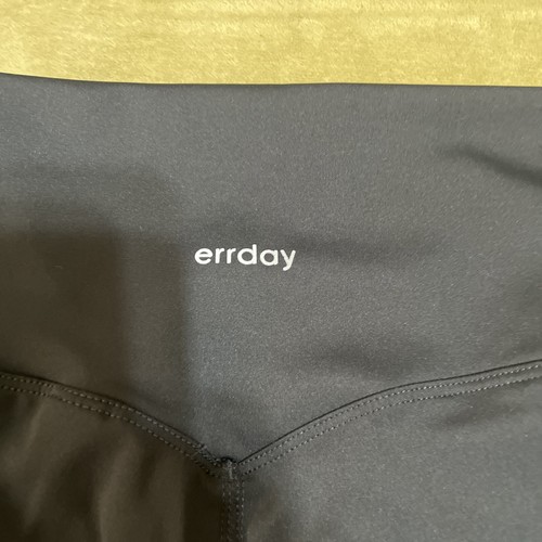 Errday Dark Gray Leggings Capri Shorts Size Large 27x16 - Picture 4 of 7