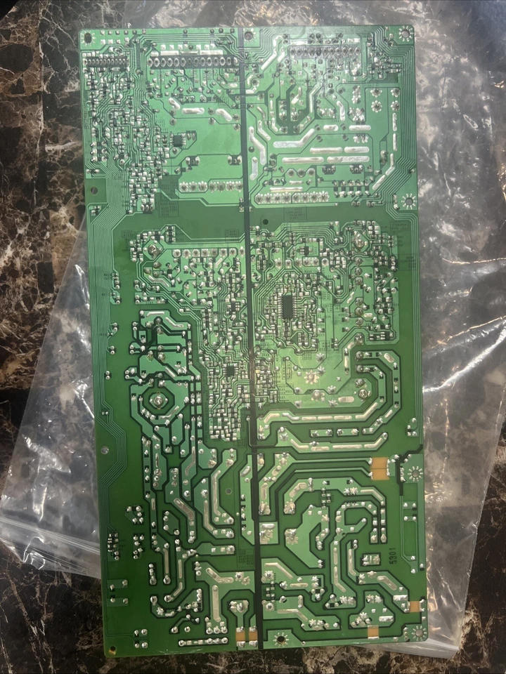 Fuente de alimentación para impresora láser de grupo de trabajo Ricoh SP C440DN, SP C430DN COLOR Foto 3 de 4