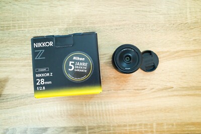 Nikon NIKKOR Z 28mm f/2,8 Weitwinkel Festbrennweitenobjektiv