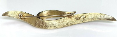 Signierte Vintage Retro Coro goldfarbene strukturierte Band Anstecknadel / Brosche - Bild 2 von 7