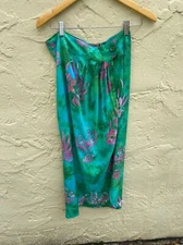 Tiki style sarong tropical pattern