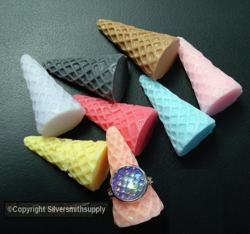 8 Finger ring displays pastel acrylic cone ring displays ring stands JD050 - Picture 3 of 3