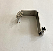 V.Mueller Initial Incision Short Retractor Blade Orthopedic Instrument