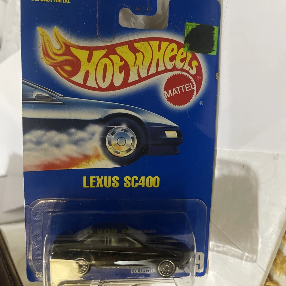 Hot Wheels LEXUS SC400 - Tarjeta Azul #209 - Negra, UltraHot Wheels Foto 2 de 4