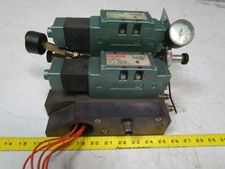 Numatics 123SA400R manifold block assembly w/3 solenoid valves & regulator