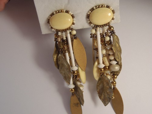 Pendientes de clip vintage Chipita colgantes/gotas color crema años 80 - Imagen 15 de 19