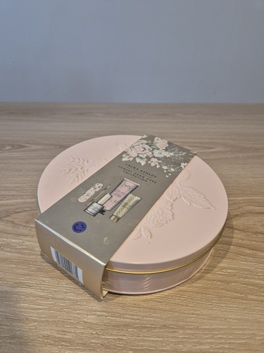 Neu Laura Ashley Luxus Hand & Nagelpflege Kollektion Geschenkset Stärkung Balsam & - Bild 1 von 4