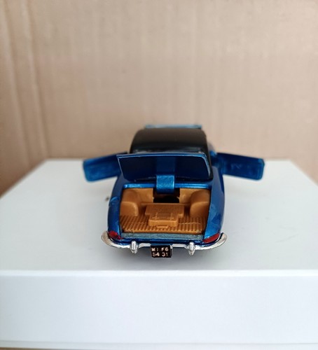 Mebetoys Alfa Romeo Duetto Spider ArtA18 Scala 1/43 Restaurata. - Bild 10 von 14