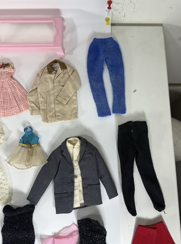 Vintage 1963 Skipper Doll Barbie Little Sister ~ Clothes & Accessories in Case - Picture 12 of 24