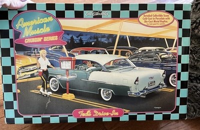 Ertl American Muscle Cruisin' Series Ted s Drive-In 1:18 1955 Chevy Bel Air