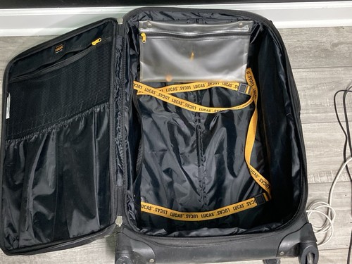 Lucas Black Lightweight Large Softside 28 inch Expandable Luggage With Spinner - Picture 8 of 9