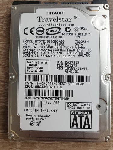 Hitachi Festplatte – Modell HTS721010G9SA00 – 100 GB – 2,5" SATA