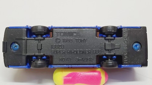 Sample Tomica 41 Isuzu Super High Decker Bus matchbox hot wheels greenlight - Picture 7 of 8