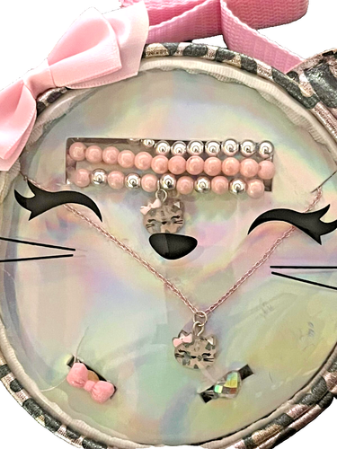 Claire's kids jewelry set 3 bracelets, 2 rings ,necklace and cat crossbody bag - Picture 2 of 8