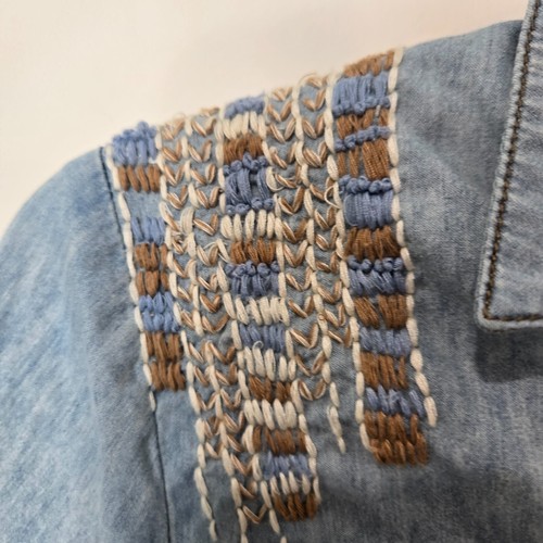 Miss Me Sz S Denim Shirt Chambray Long Sleeve Button Up Embroidered Hi Low  - Bild 7 von 12