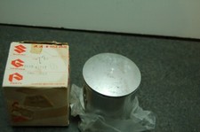 NOS GENUINE Suzuki 12110-41211 STANDARD Piston RM250 1977 1978 STD FACTORY OEM