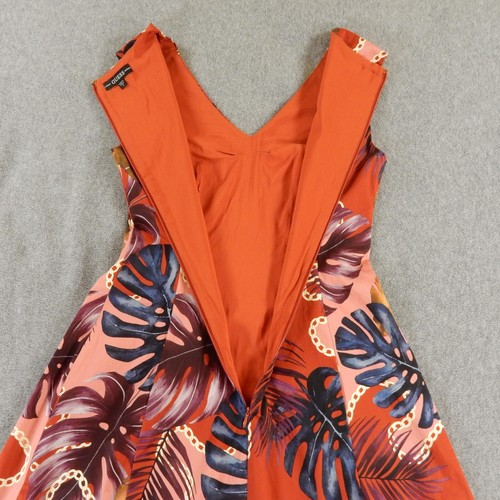 Guess Dress Small Red Midi VNeck Monstera Leaf Chain Tropical Floral Flower - Picture 14 of 14