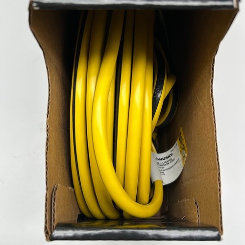 Husky VividFlex 100 ft. 12/3 Heavy Duty Extension Cord with Light End, Yellow - Picture 4 of 5