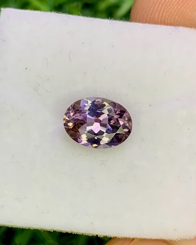 Natural Unheated Bi Color Tanzanite 1.03 Carat 7.8x5.7 MM Oval Shape Faceted Gem - Picture 6 of 9