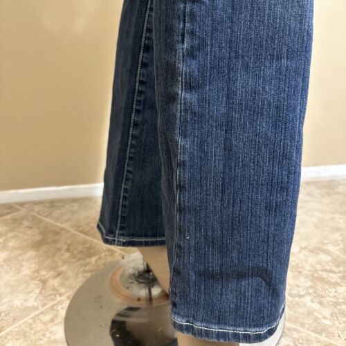 Women’s Blue Denim Cotton Casual Stretch Slim Embroidered Zipper Size 5 Pants - Picture 8 of 20