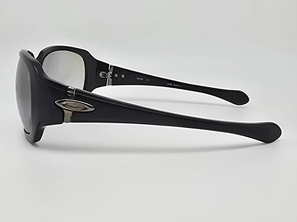 Gafas de sol Oakley 05-960 Script marco negro lentes degradadas transparentes con estuche Foto 4 de 4