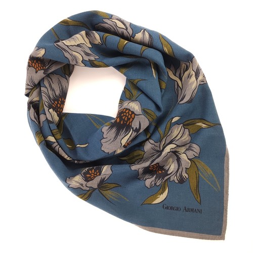 Giorgio Armani blau Blumen Schal Halstuch Stola 33,5"x31,5" Made in Italy - Bild 2 von 8