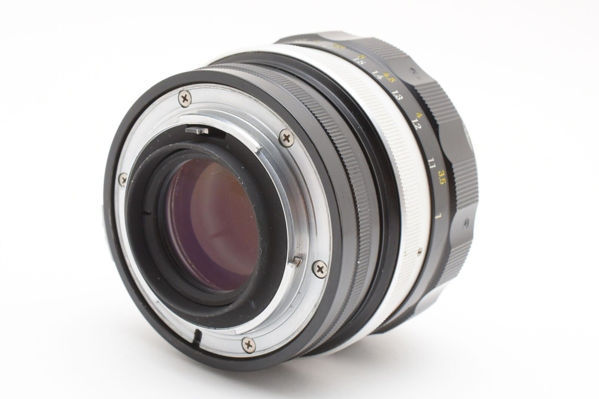 【美品】 Nikon NIKKOR-H Auto 85mm F1.8 Nikon Nikkor H Auto 85mm F/1.8 Pre AI Fast Prime Lens with