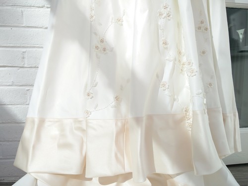Bridal Gown Wedding Dress Ivory Flower Beads Champagne Trim Duchess Satin SizeM - Picture 10 of 12