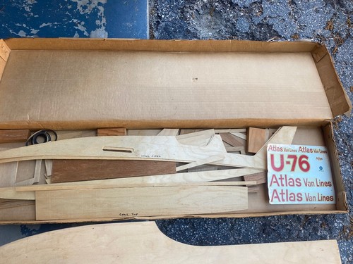 Vintage ATLAS VAN LINES U-76 Wooden 36" Hydroplane Race Boat Model Dumas AS IS - Picture 3 of 5