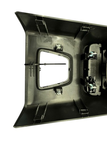 2023 AUDI Q4 E-TRON REAR CONSOLE AC HVAC CONTROL SWITCH W/TRIM &AIR VENT *SCUFF* - Picture 13 of 16