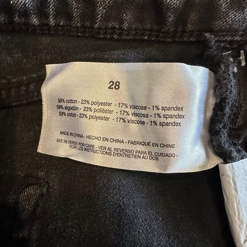 FRAYED Denim Women Size 28 Nocturnal Black Wash Cuffed Boyfriend Denim Short NWT - Picture 9 of 9