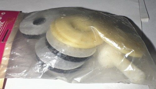 CRM Body Post (2) With Body Washers Clips Soft Body Sticky Pads New Vintage RC - Picture 3 of 7